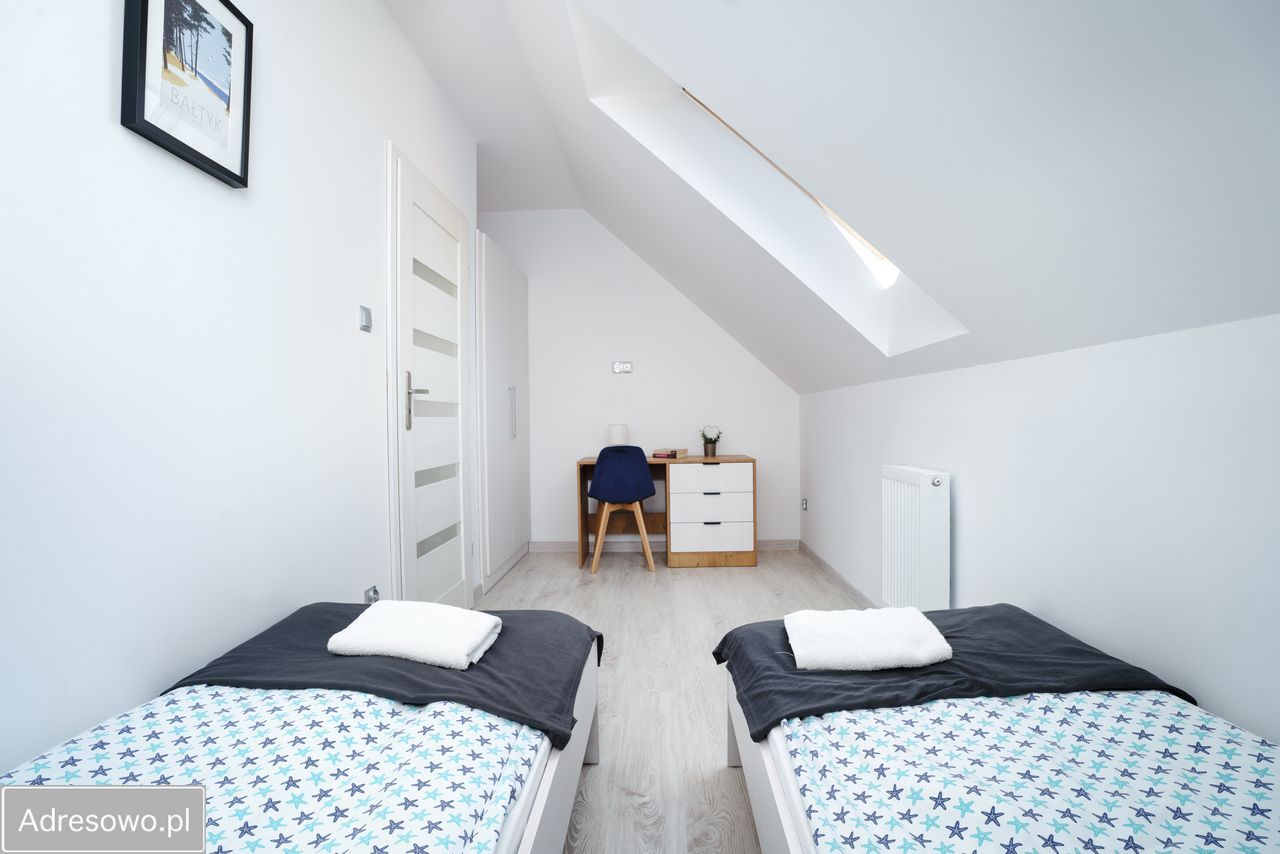 dom szeregowy, 10 pokoi Rozewie. Zdjęcie 17