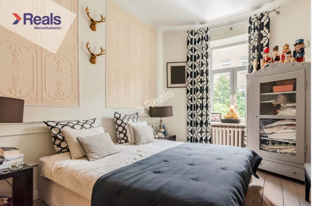 Mieszkanie 4-pokojowe Warszawa Powiśle, ul. Czerwonego Krzyża