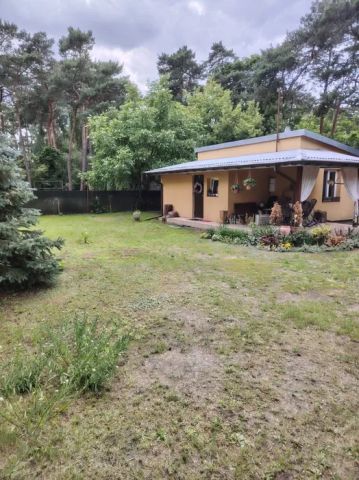 dom wolnostojący, 1 pokój Sulejówek, ul. Niepodległości. Zdjęcie 1