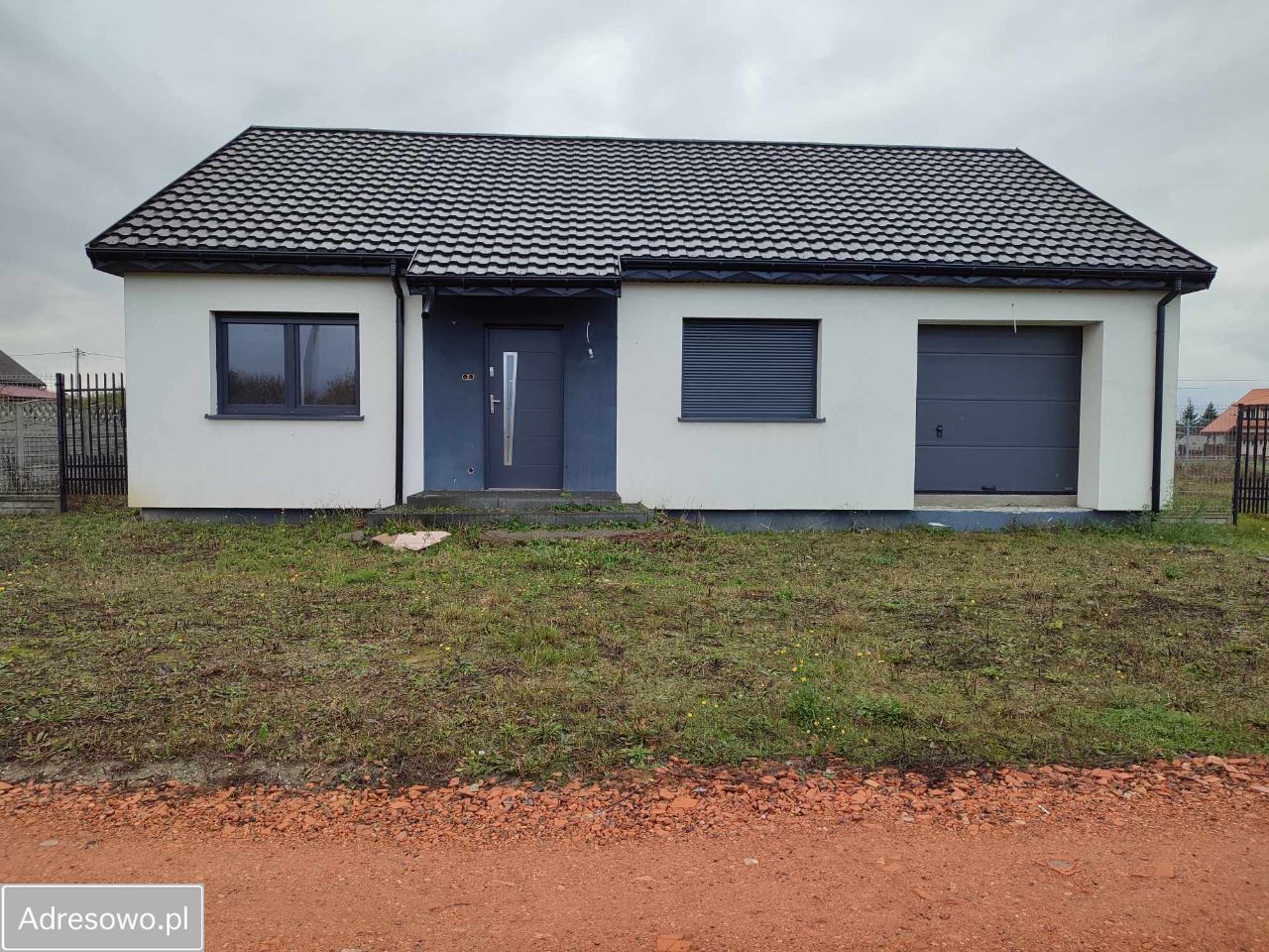 dom wolnostojący, 3 pokoje Ślesin. Zdjęcie 3