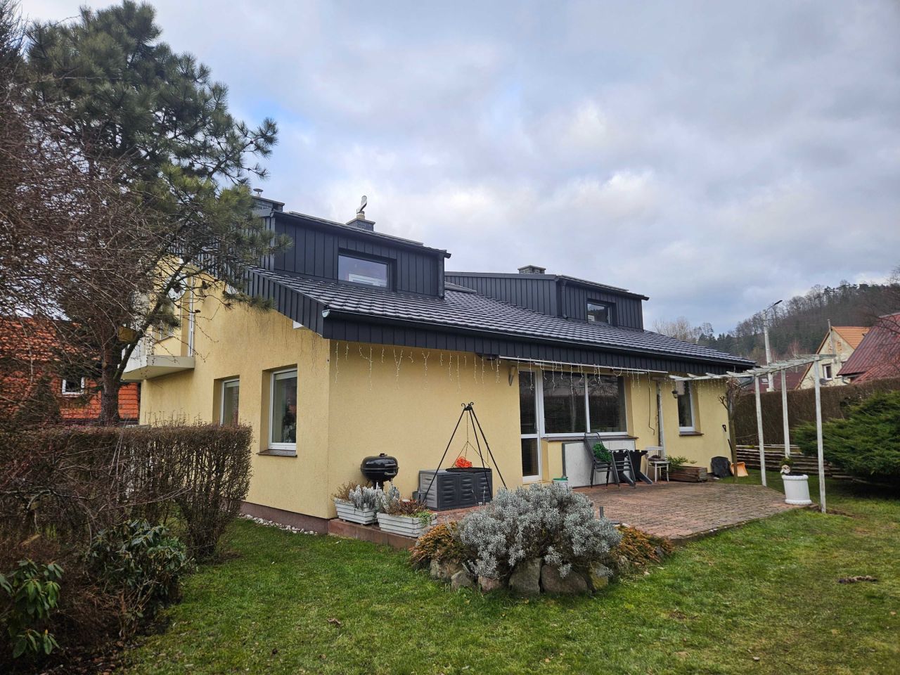 dom wolnostojący Lewin Kłodzki, ul. Fryderyka Chopina. Zdjęcie 7