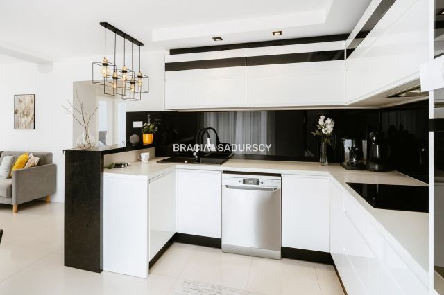 dom wolnostojący, 5 pokoi Kraków Swoszowice, ul. Poronińska. Zdjęcie 4