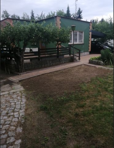 dom wolnostojący Poznań Zieliniec, ul. Perkoza. Zdjęcie 1