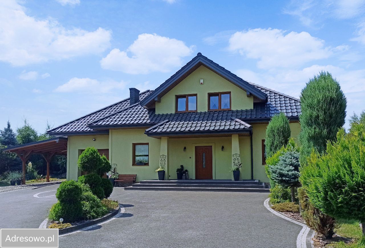 dom wolnostojący, 6 pokoi Tomaszów Mazowiecki Białobrzegi