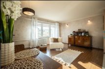 Mieszkanie 3-pokojowe Głowno, ul. Władysława Sikorskiego. Zdjęcie 1