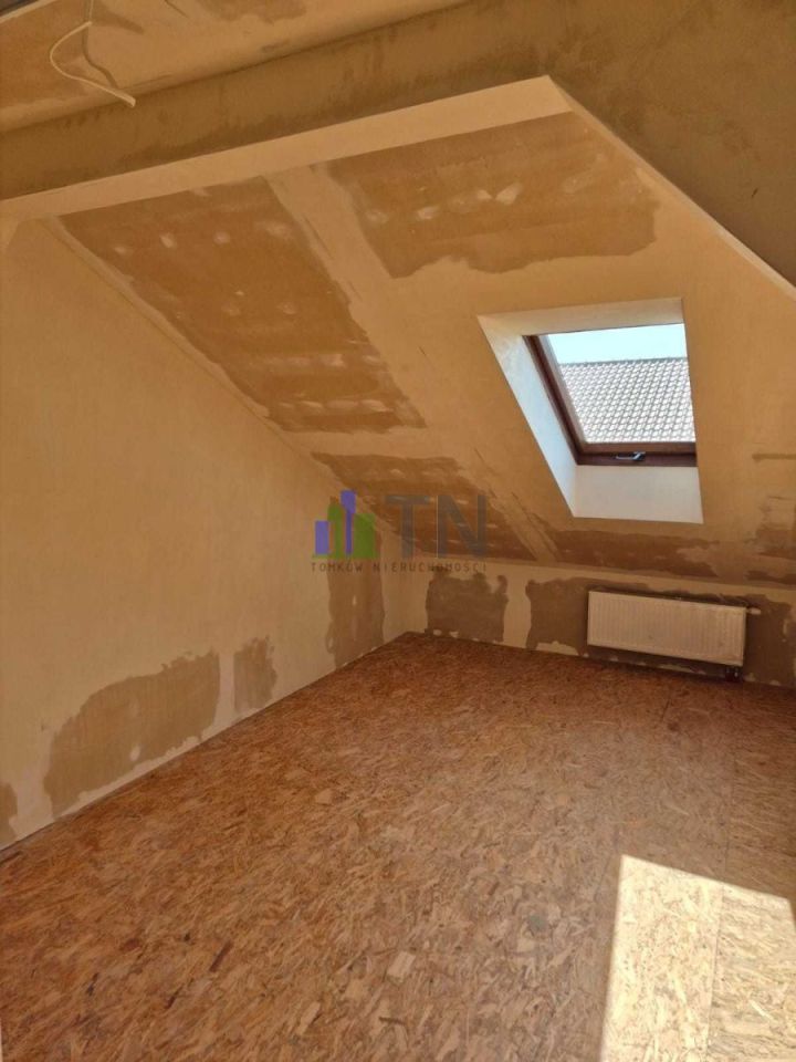 dom, 5 pokoi Chrząstawa Wielka. Zdjęcie 11