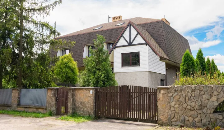 dom wolnostojący Częstochowa Podjasnogórska , ul. św. Kingi