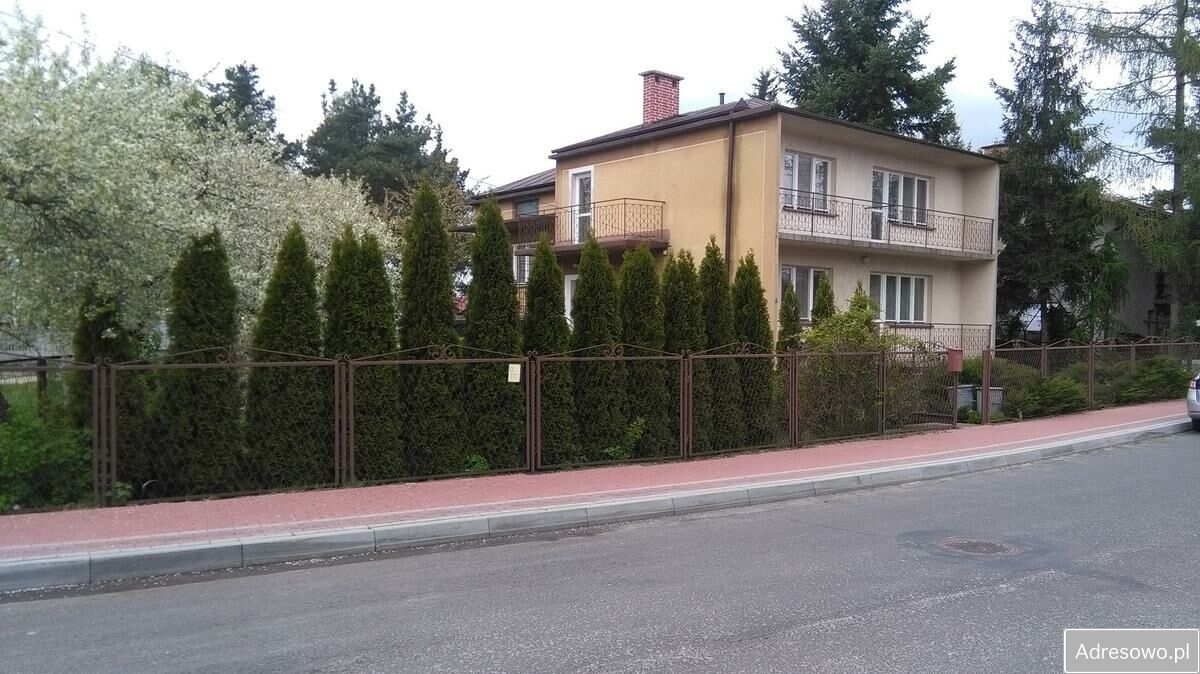 dom wolnostojący, 4 pokoje Rudnik nad Sanem, ul. Zwycięstwa. Zdjęcie 2