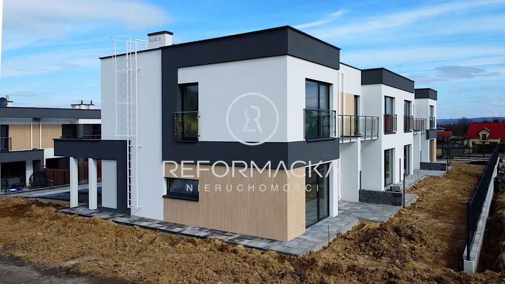 dom szeregowy, 4 pokoje Racławówka. Zdjęcie 3