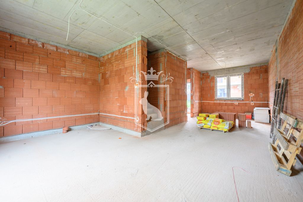 dom szeregowy, 5 pokoi Marki, ul. Wesoła. Zdjęcie 4