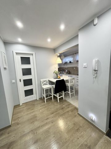 Mieszkanie 2-pokojowe Skawina Stare Miasto, ul. Konstytucji 3 Maja. Zdjęcie 1