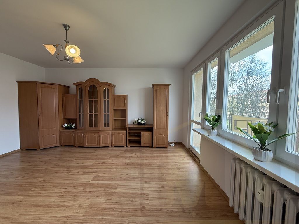 Mieszkanie 3-pokojowe Leszno, ul. Bułgarska. Zdjęcie 1