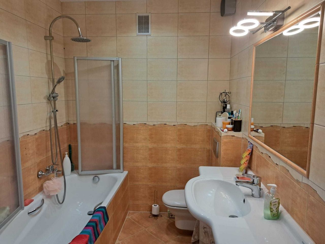 Mieszkanie 3-pokojowe Radwanice, ul. Gwiaździsta. Zdjęcie 4