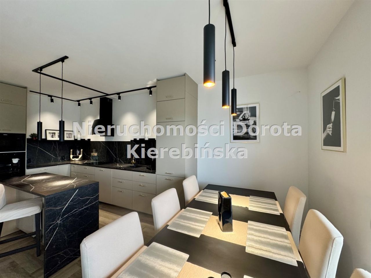 dom szeregowy, 7 pokoi Tomaszów Mazowiecki. Zdjęcie 35