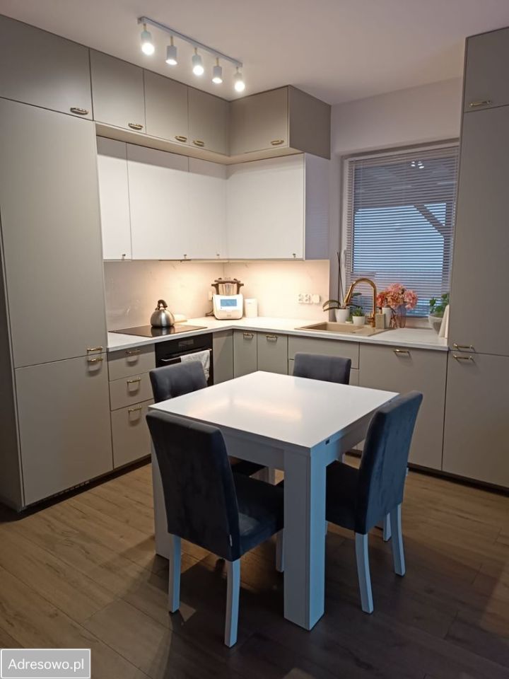 bliźniak, 4 pokoje Grzędzice, ul. Złota. Zdjęcie 2