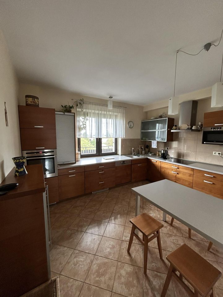 bliźniak, 8 pokoi Kielce Czarnów, ul. Hilarego Mali. Zdjęcie 12