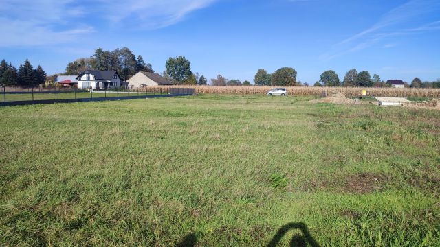 Działka budowlana Małec. Zdjęcie 1