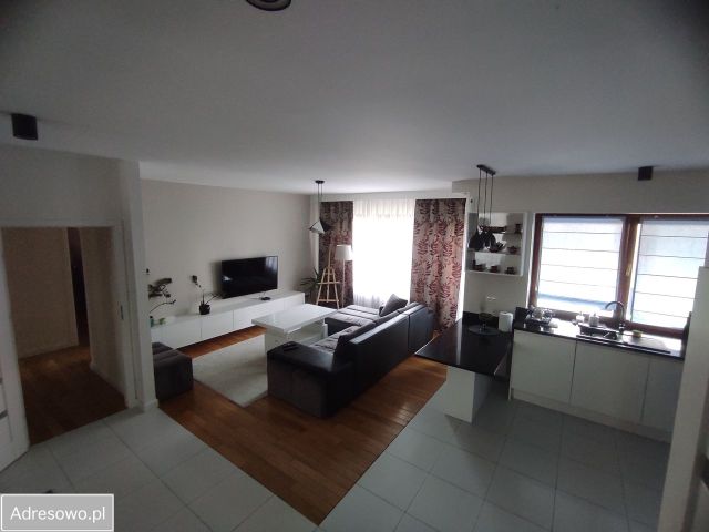 Mieszkanie 3-pokojowe Stara Iwiczna, ul. Nowa. Zdjęcie 1