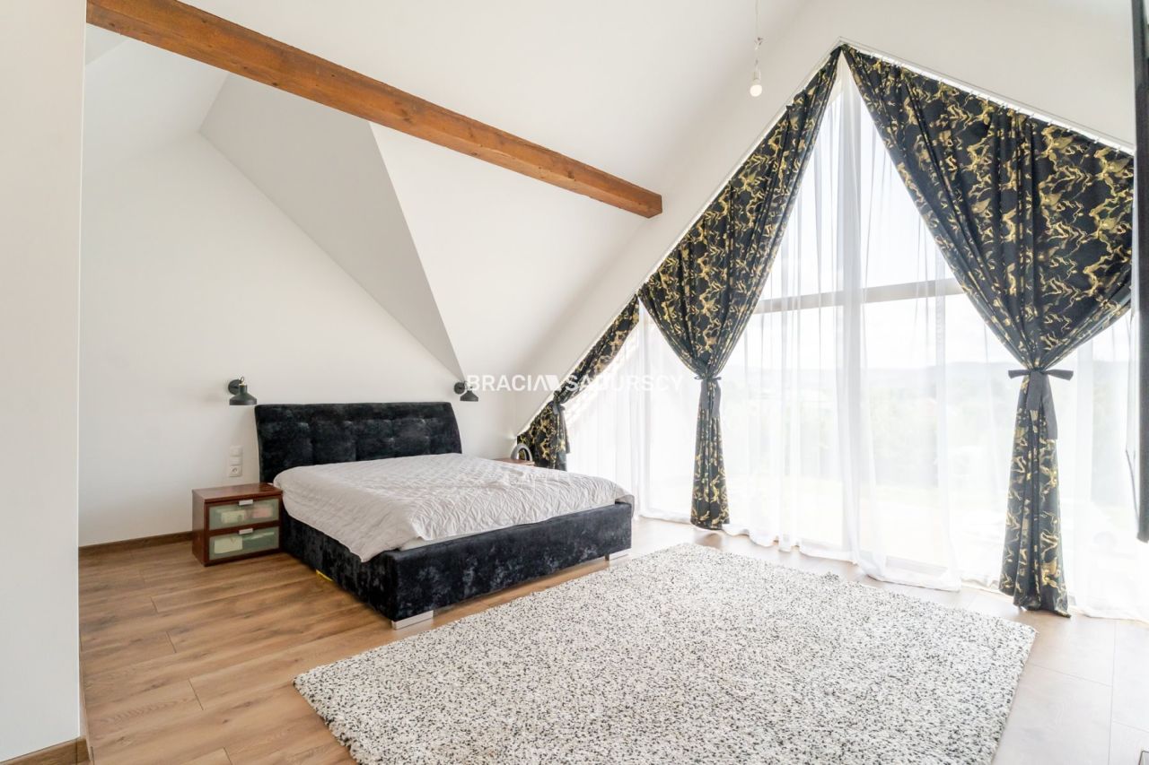 dom wolnostojący, 6 pokoi Zawada. Zdjęcie 16