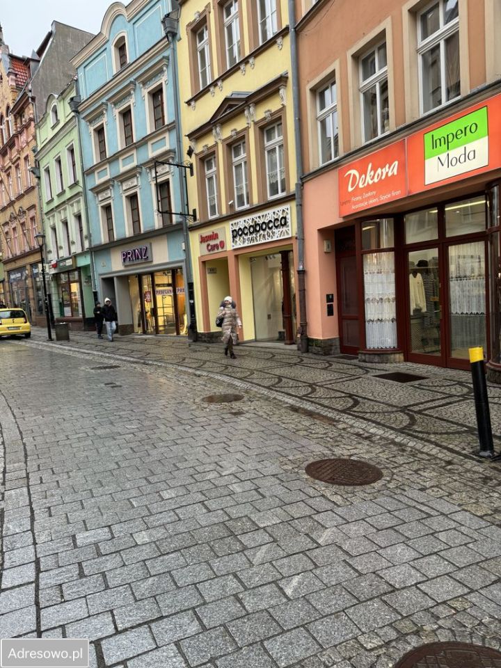 kamienica, 7 pokoi Jelenia Góra Centrum, ul. Marii Konopnickiej. Zdjęcie 2