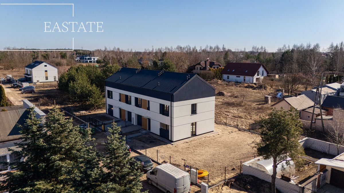 bliźniak, 5 pokoi Koczargi Stare, ul. Jagodowa. Zdjęcie 1