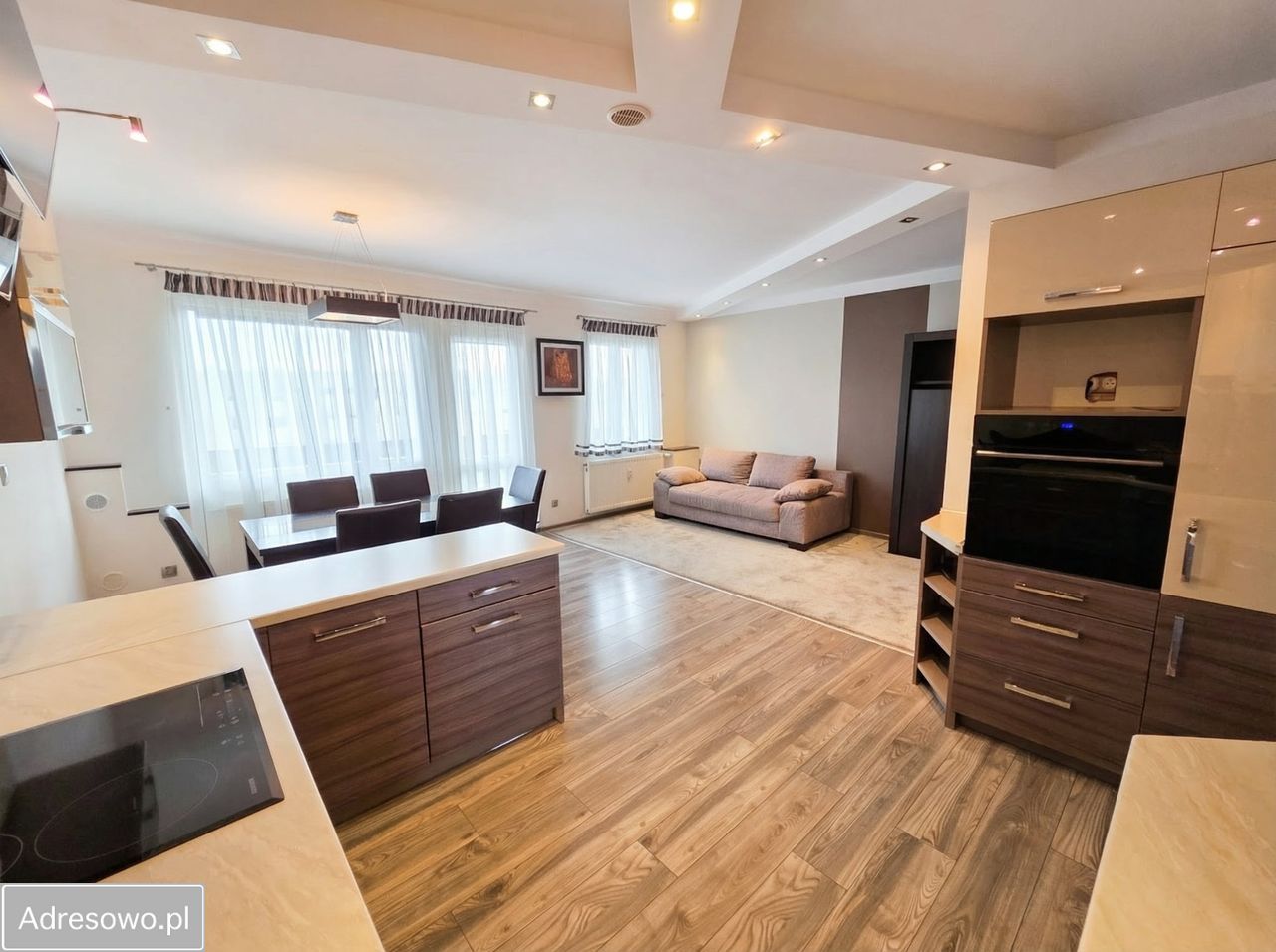 Mieszkanie 4-pokojowe Katowice Bogucice, ul. Kurpiowska. Zdjęcie 1