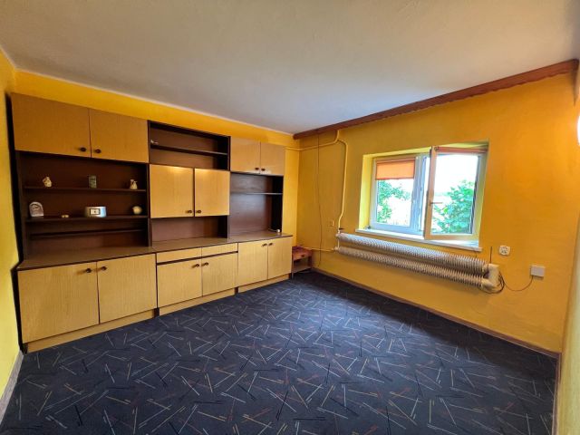 dom wolnostojący, 3 pokoje Popów. Zdjęcie 14