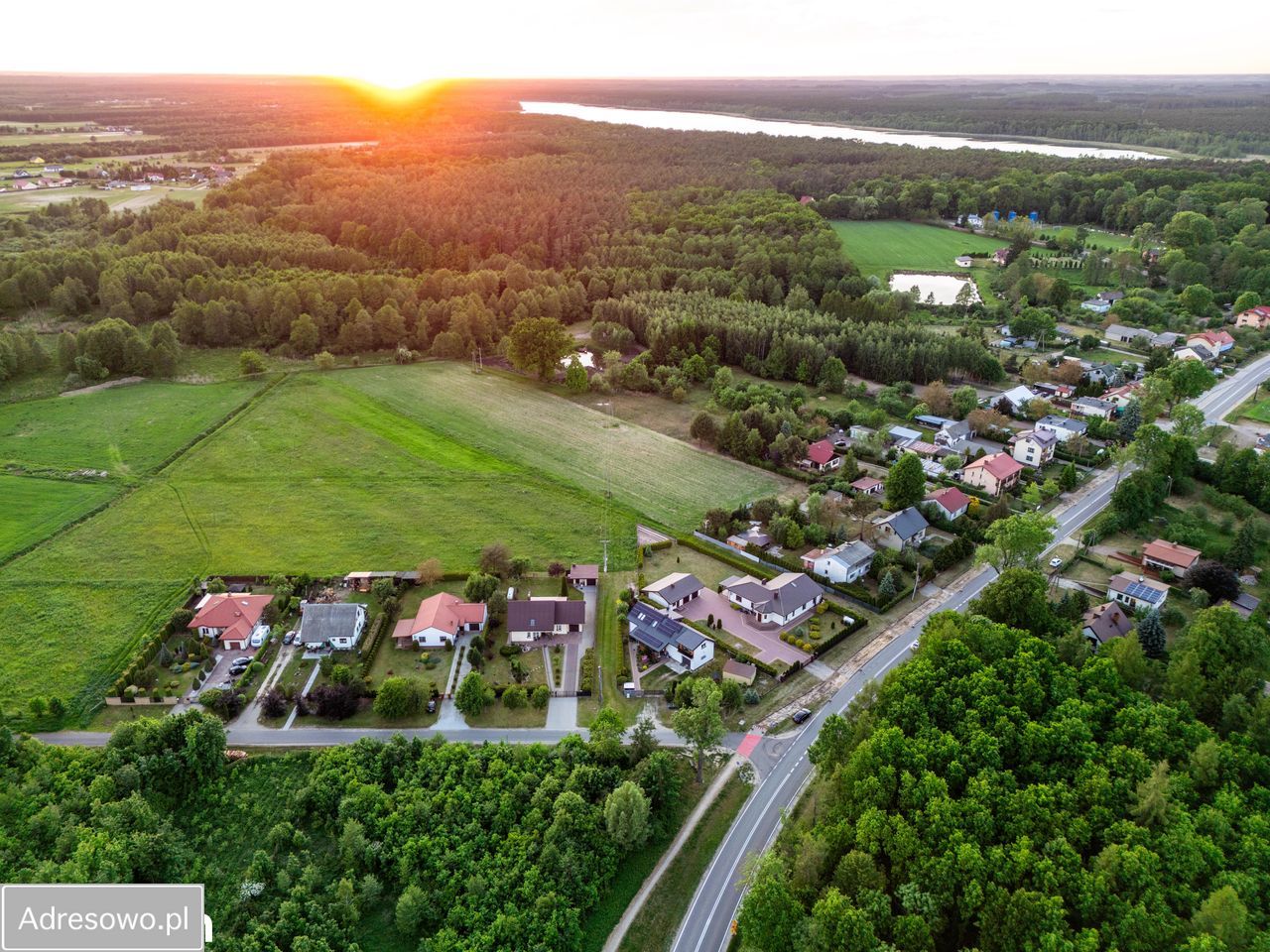 dom wolnostojący, 5 pokoi Lucień. Zdjęcie 20