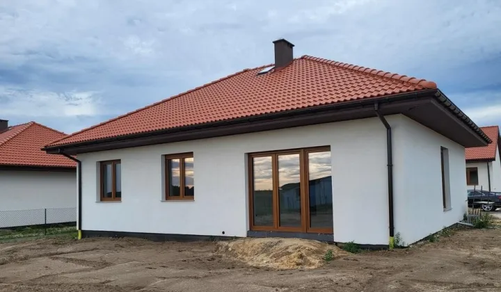 dom wolnostojący, 4 pokoje Poniatowice Poniatowice