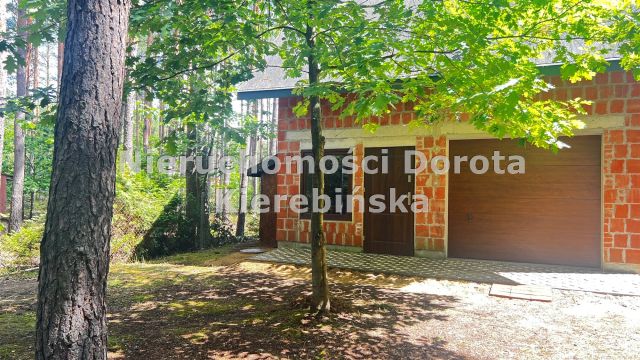 dom wolnostojący, 2 pokoje Fryszerka. Zdjęcie 2