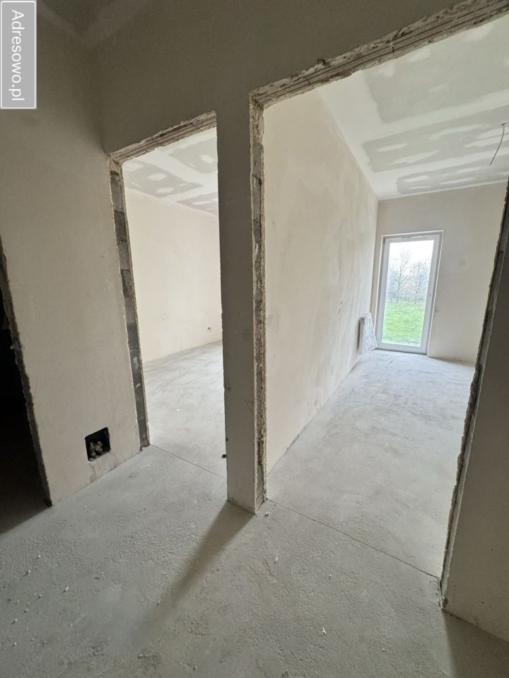 Mieszkanie 3-pokojowe Rudna Mała. Zdjęcie 3