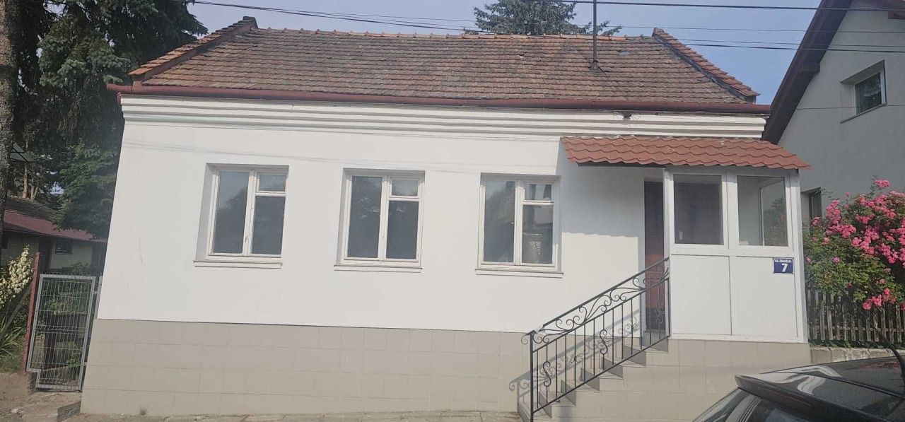 dom wolnostojący Nowy Wiśnicz, ul. Długa. Zdjęcie 1