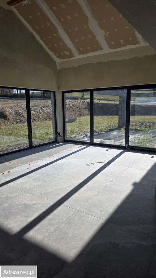 dom wolnostojący, 5 pokoi Ciężkowice. Zdjęcie 8