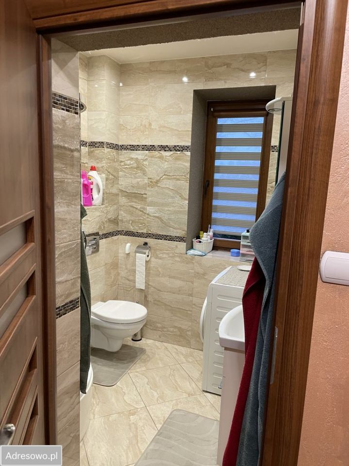 dom wolnostojący, 5 pokoi Jędrzejów. Zdjęcie 8