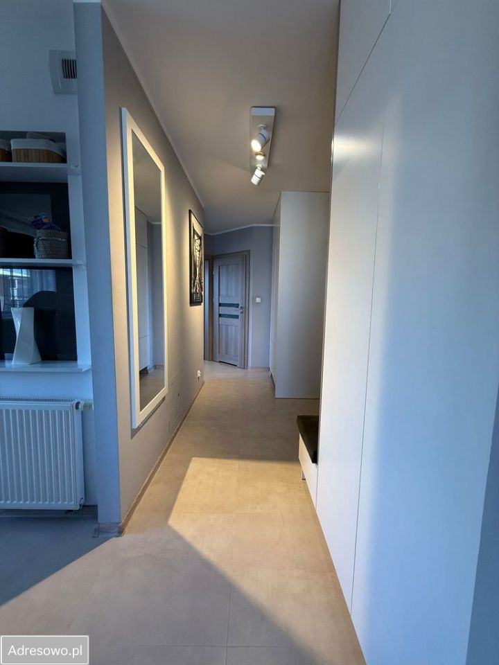 Mieszkanie 3-pokojowe Jaroty, ul. Bartąska. Zdjęcie 7