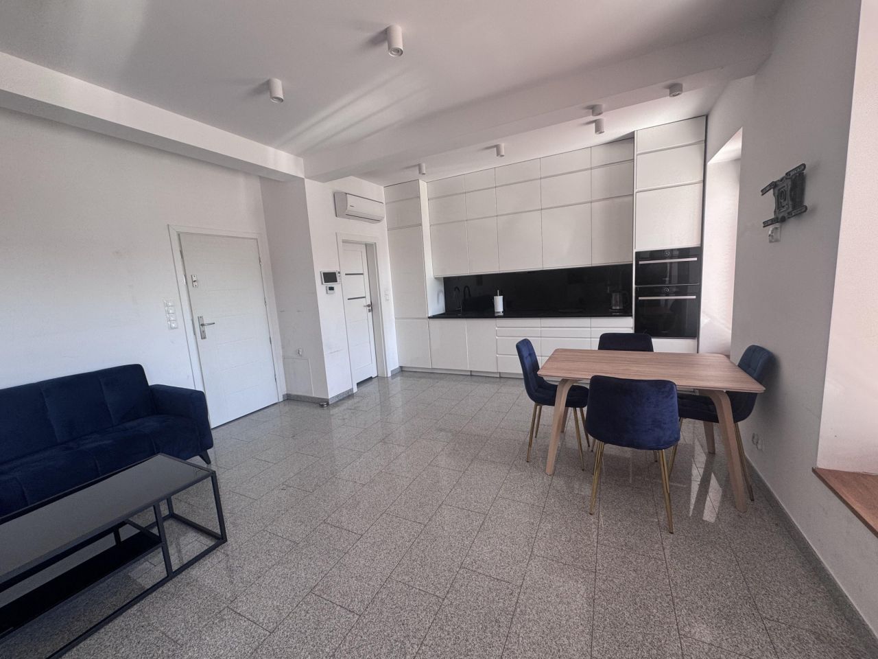 Mieszkanie 1-pokojowe Mielec Stary Mielec, ul. Rynek. Zdjęcie 6