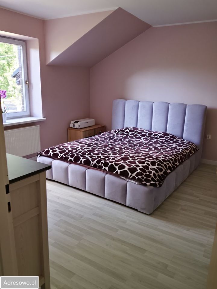 dom wolnostojący, 7 pokoi Popów. Zdjęcie 11