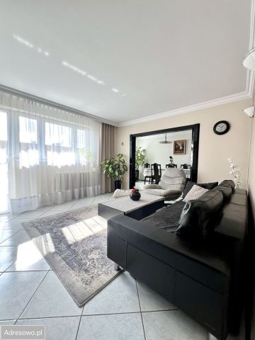 Mieszkanie 4-pokojowe Łódź Górna. Zdjęcie 1