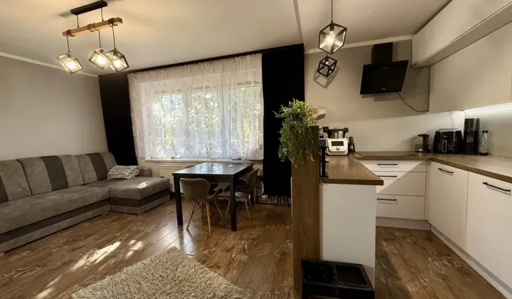 bliźniak, 2 pokoje Kobiór