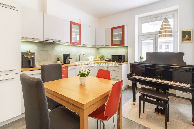 Mieszkanie 2-pokojowe Kraków Stare Miasto, ul. Kątowa. Zdjęcie 1