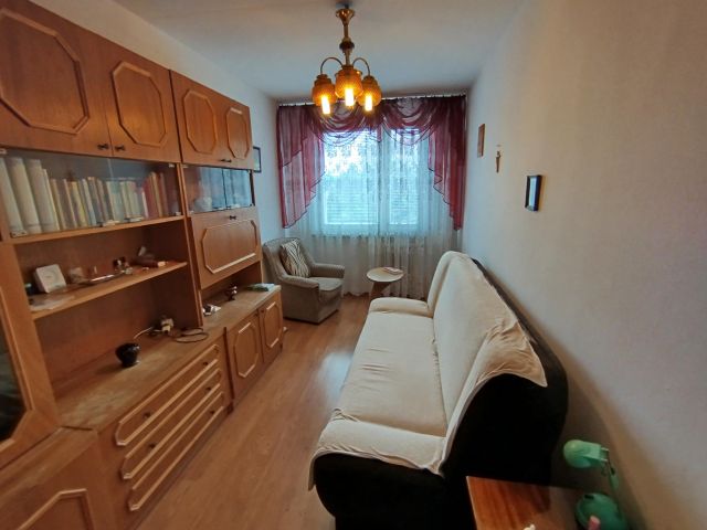 Mieszkanie 3-pokojowe Jelenia Góra Zabobrze, ul. Zygmunta Noskowskiego. Zdjęcie 4