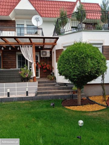 dom wolnostojący, 5 pokoi Rynarzewo, ul. Strażacka. Zdjęcie 1