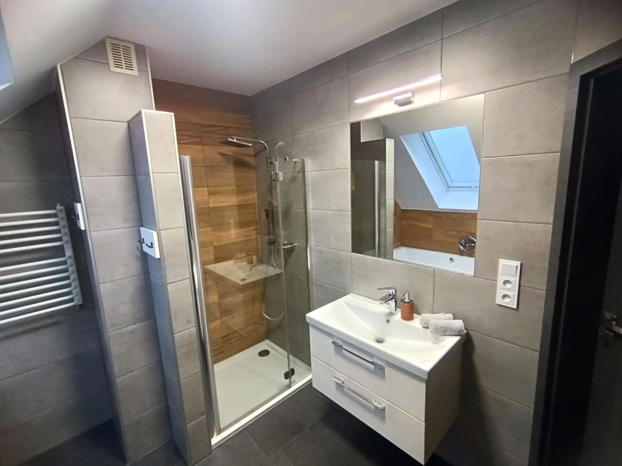 dom szeregowy, 4 pokoje Rzeszów Wilkowyja, ul. Bałtycka. Zdjęcie 4