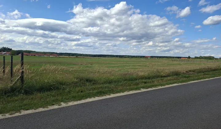 Działka budowlana Ostrowina, Ostrowina
