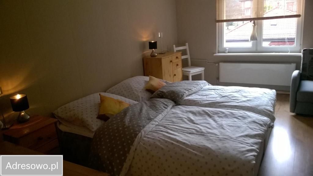 dom wolnostojący, 3 pokoje Duszniki-Zdrój, ul. Zdrojowa. Zdjęcie 3