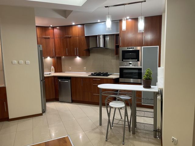 Mieszkanie 3-pokojowe Białystok Piasta, ul. ks. Stanisława Andrukiewicza. Zdjęcie 1