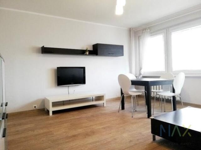 Mieszkanie 2-pokojowe Kraków Kurdwanów, ul. Marii i Bolesława Wysłouchów. Zdjęcie 1