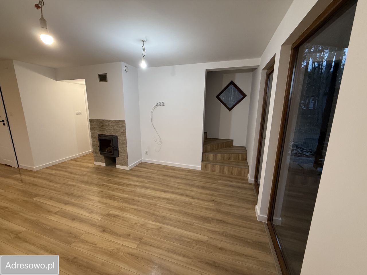 dom wolnostojący, 2 pokoje Ząbki, ul. Skrajna. Zdjęcie 7