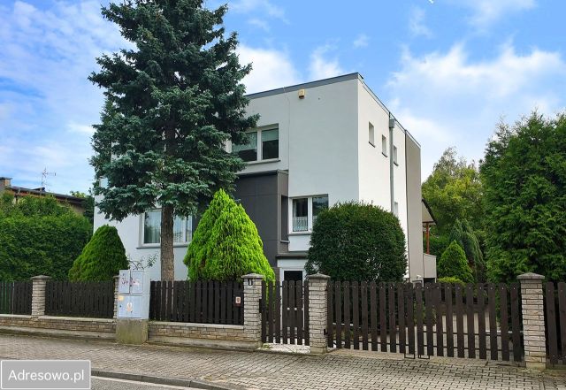 dom wolnostojący, 7 pokoi Wrocław Oporów. Zdjęcie 1