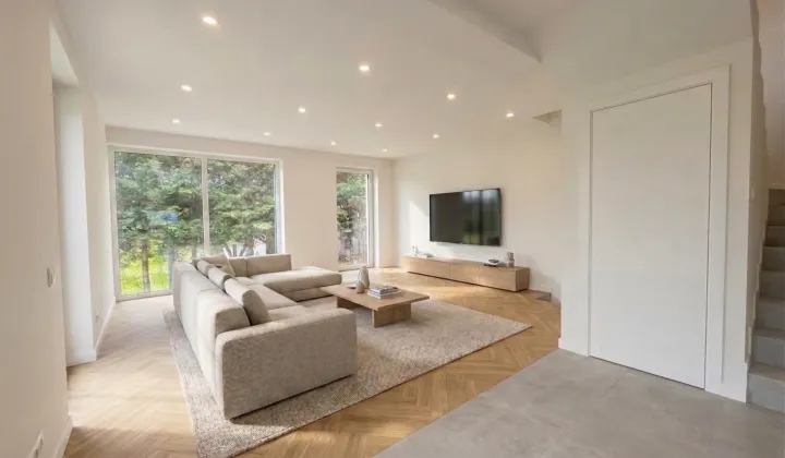 dom wolnostojący, 5 pokoi Rumia Zagórze, ul. Żwirowa